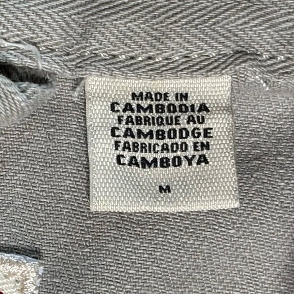 Levi’s Signature Women’s Trucker Jean Jacket Size Medium Gray Wash Denim NWT - Picture 12 of 16